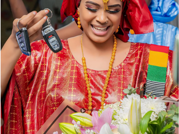 Marie Louise Diaw donne naissance à un mignon petit garçon (photo)