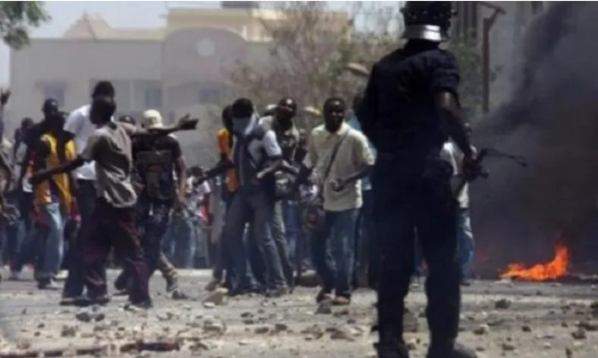 Ziguinchor : Un policier a été tué par un char de la police et un autre serait gravement blessé