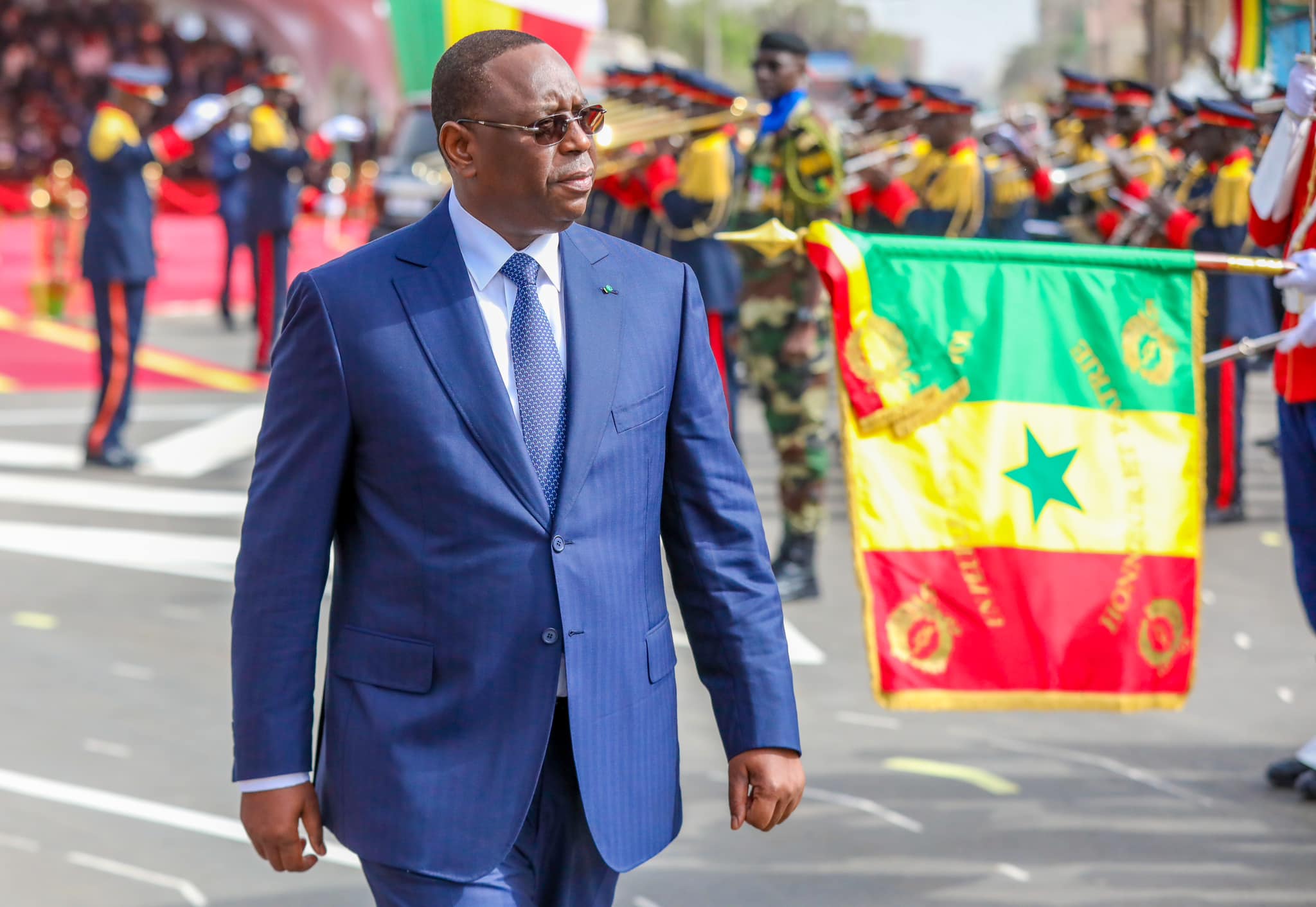 Retraite des personnels militaires des armées : Macky Sall suspend le départ pour un an…