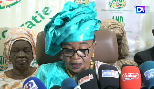 Dialogue politique : Aïda Mbodji refuse de répondre à l’appel de Macky…