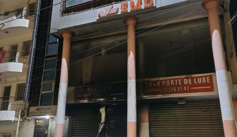 Dakar : Le siège de Pastef et le domicile de Waly Diouf Bodian incendiés…