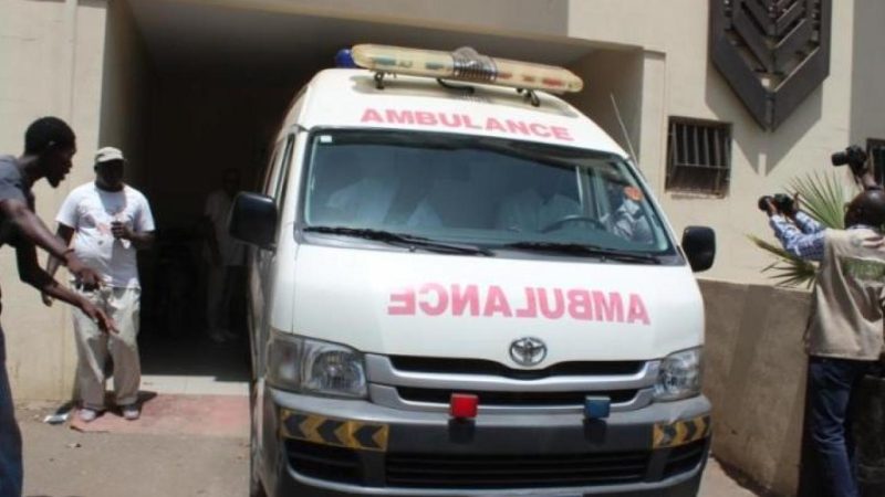 Ziguinchor-Face « aux résistants et manifestants »: « Des policiers prennent une ambulance pour accéder chez Sonko… »