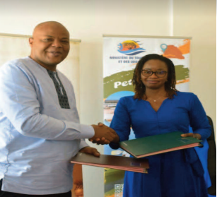 Pour mieux soutenir les acteurs du Tourisme: Le Ministère Mame Mbaye Niang signe une convention de partenariat avec la DER/FJ