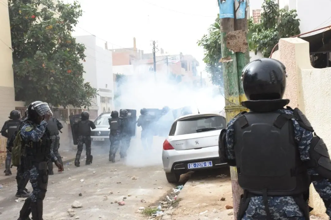 Deux morts, des dizaines de blessés dont 10 grave, bilan macabre d’une folle journée de manifestations…