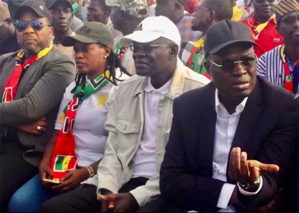 Meeting du F24 : Yaw étale son linge SALL…