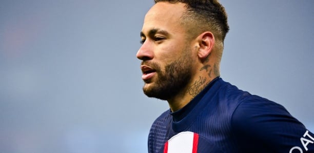 Mercato: Neymar aimerait retourner au Barça, selon la presse catalane