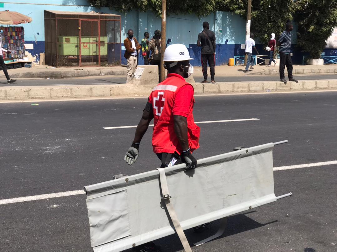 Manifestations : 357 blessés, dont une femme enceinte et 36 éléments des Fds, secourus par la Croix-Rouge 