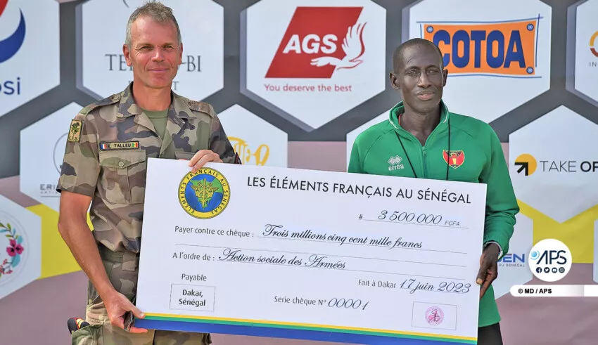 Sénégal-France-armées-solidarité/ »Mud race challenge »: militaires sénégalais et français récoltent des dons pour leurs blessés de guerre…