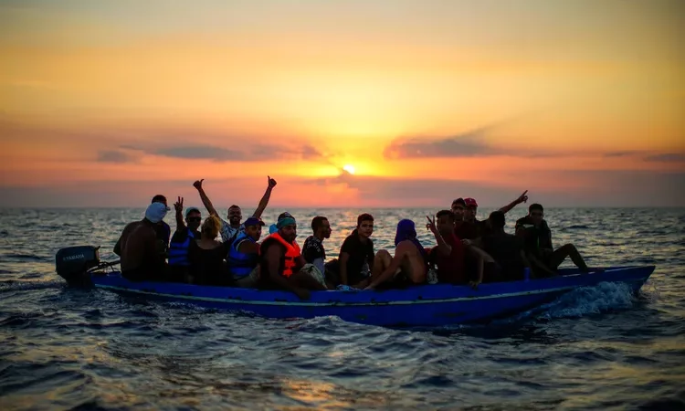 Disparition d’un bateau avec 300 Sénégalais à bord: Abdoul Mbaye invite l’Etat du Sénégal à la sensibilisation des familles et des enfants…