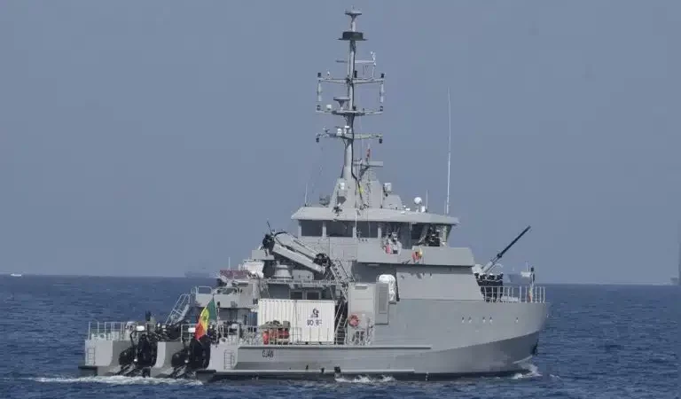 Le Sénégal réceptionne son premier navire de guerre lance-missiles contre « les attaques aériennes »