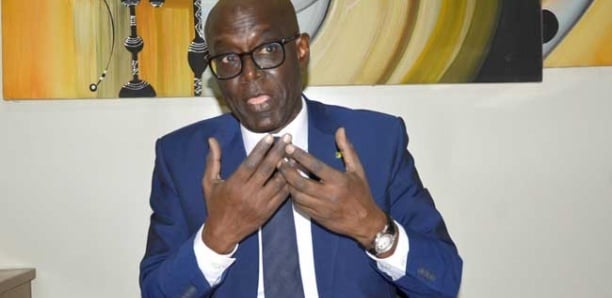 Bus Tata incendié : Thierno Alassane Sall condamne «un acte odieux, qui dépasse l’entendement»