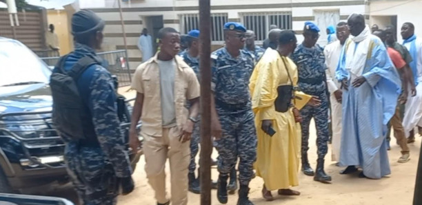 Magal 2023 : le Général Moussa Fall arrivé est à Touba sous une forte escorte du Gign