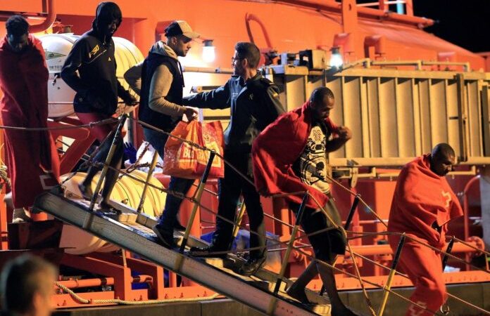 Mauritanie : Les autorités refusent le débarquement de 168 migrants secourus par la marine espagnole