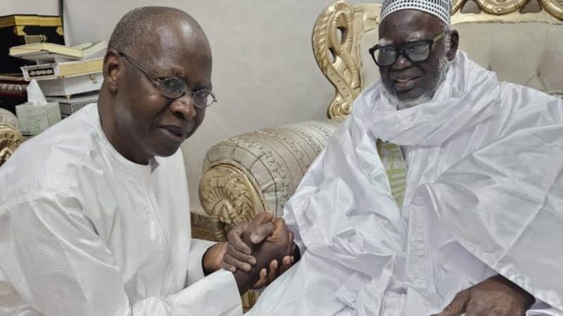 Reçu par Serigne Mountakha, l’ex Premier Ministre va t-il annoncer sa candidature?