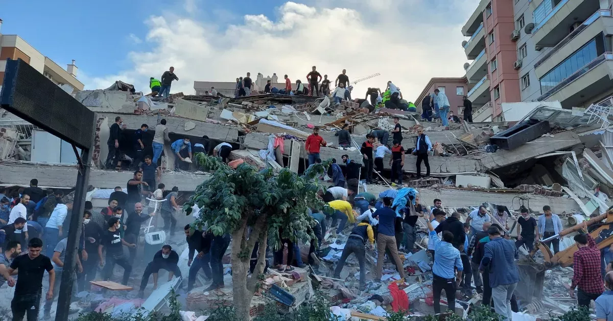 Séisme au Maroc: à Marrakech, solidarité et dévouement au cœur des services d’urgence