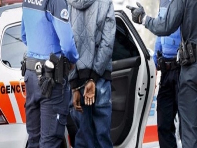 Italie: Un étudiant sénégalais attaque deux policiers et se faire arrêter…