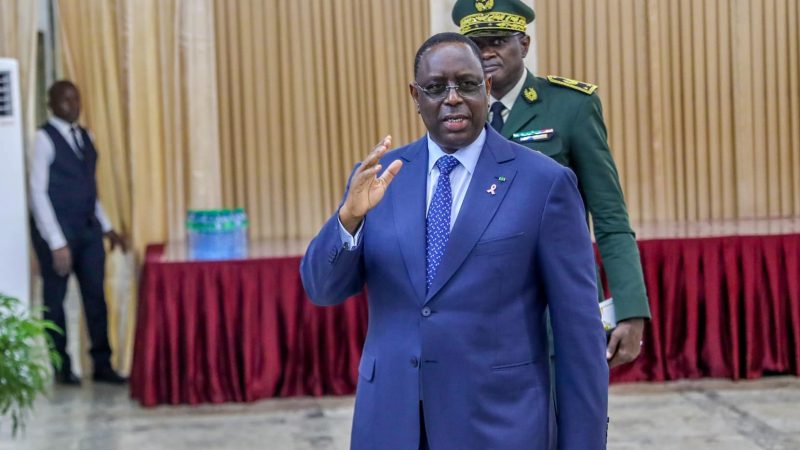 Le Président Macky Sall, démocrate à l’étranger, intransigeant au Sénégal