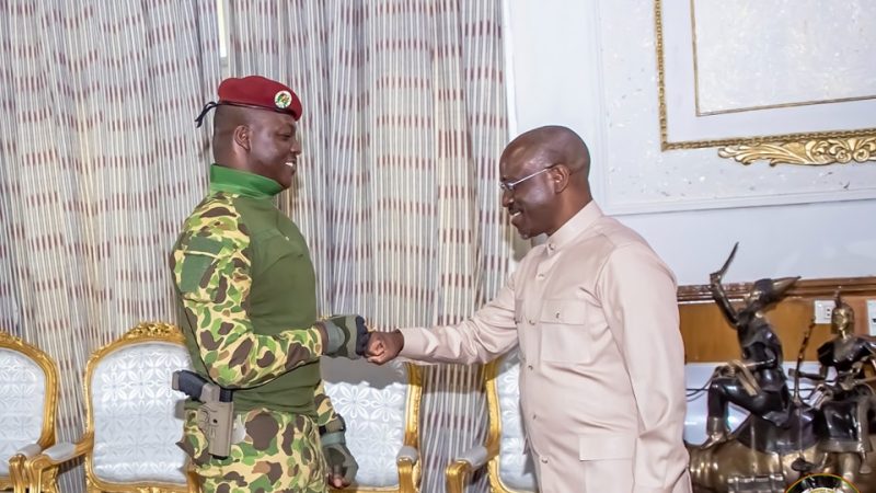 Burkina: Guillaume Soro rencontre le capitaine Traoré