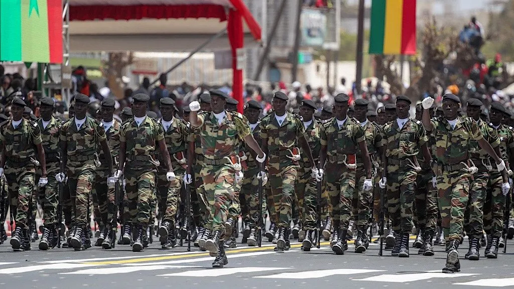 Armées et gendarmerie : 35.000 militaires sont attendus en 2035 et la gendarmerie dotée de 101 escadrons