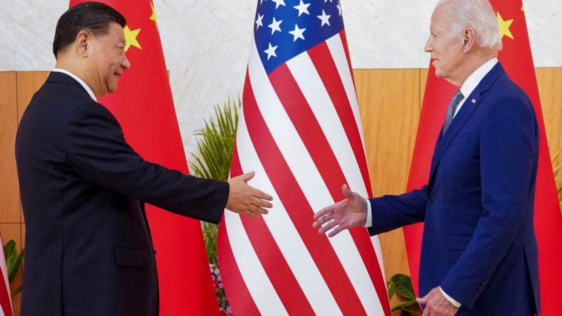 Xi Jinping et Joe Biden parleront de «paix et de développement» lors de leur sommet, dit Pékin