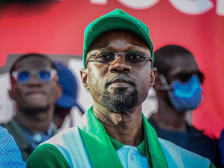 Politique: le Parti de Ousmane Sonko suspend les activités de vente de ses cartes