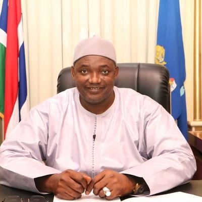 Présidentielle au Sénégal : Le président gambien Adama Barrow félicite le vainqueur Diomaye Faye