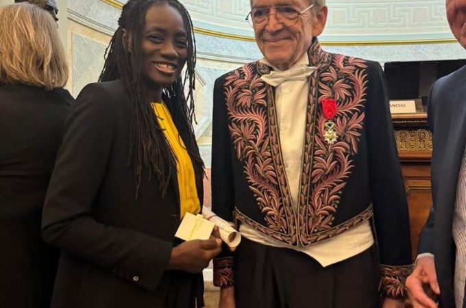 Pr Maïmouna Ndour Mbaye à l’Académie Française de Médecine: Macky Sall félicite «la 1ère femme d’Afrique de l’Ouest à siéger dans cette illustre institution»