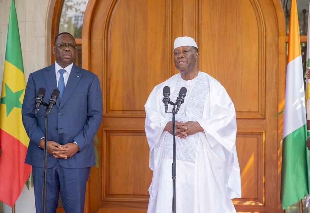  » Homme démocrate sincére » : Ouattara rend hommage á Macky Sall qui a fait ses adieux à la CEDEAO