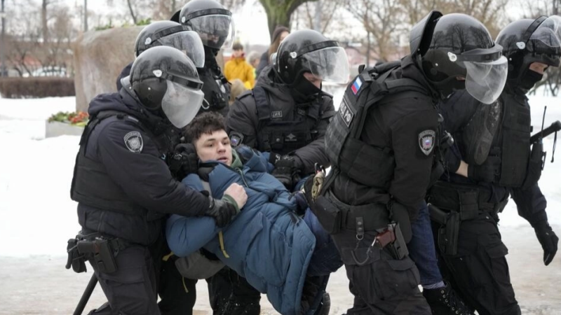 La Russie a condamné plus de 150 personnes pour des rassemblements en hommage à Alexeï Navalny