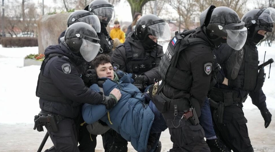 La Russie a condamné plus de 150 personnes pour des rassemblements en hommage à Alexeï Navalny