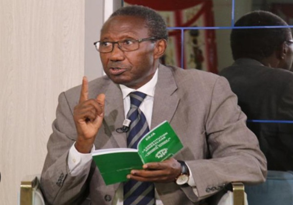 Me Doudou Ndoye: « Si le président Sall démissionne ça sera un acte de haute trahison »
