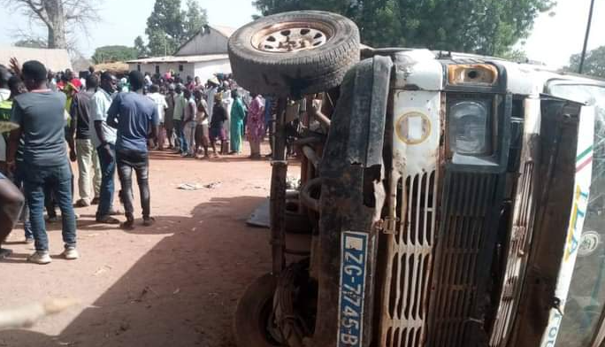 Mali: 15 morts dans une collision entre un car et un camion