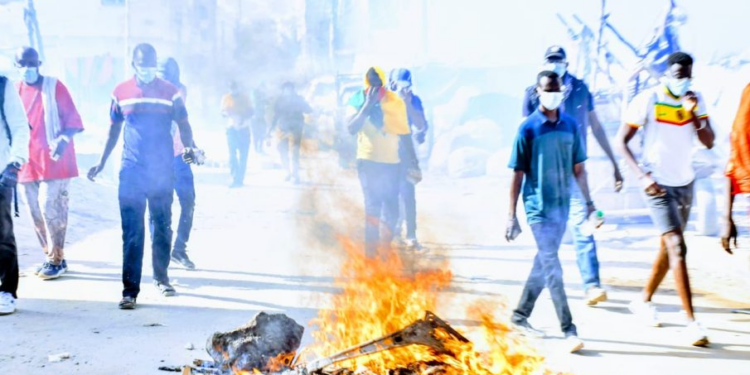 Manifestations à Dakar et ailleurs : Macky Sall, face a la rue