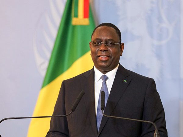 Levée du corps de Mamadou Moustapha Ba : Macky Sall est arrivé à Paris