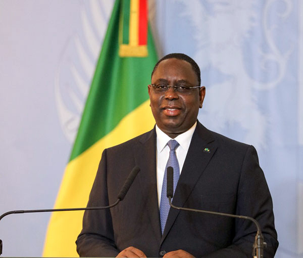 Levée du corps de Mamadou Moustapha Ba : Macky Sall est arrivé à Paris