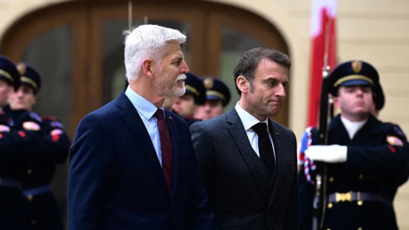 Emmanuel Macron à Prague: «Il nous faut être lucides sur la réalité de la situation»