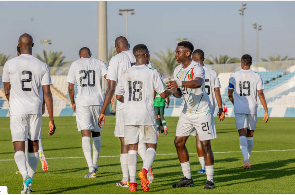 L’Afrique vibre au rythme du football: le Gabon défié après une défaite contre le Sénégal