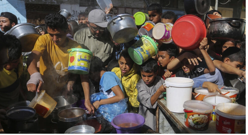 À Gaza, les ONG tirent la sonnette d’alarme sur le manque d’aide humanitaire et le risque de famine