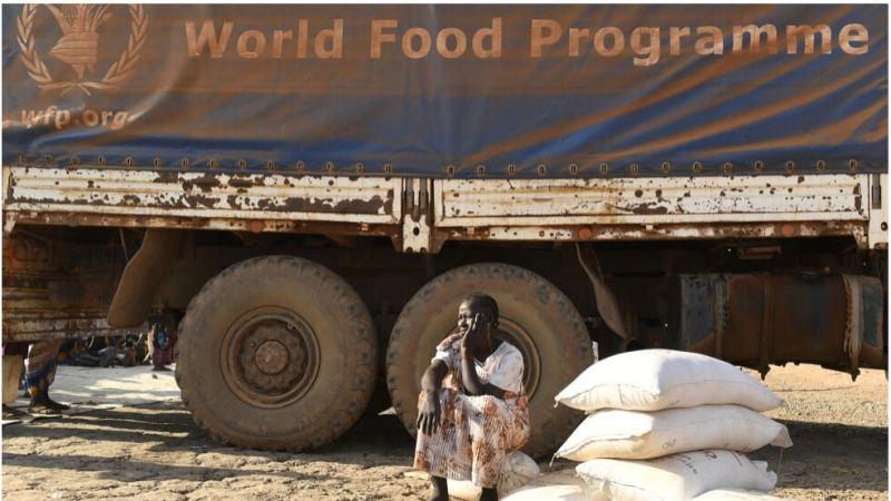 Le Soudan, au bord de «la pire crise de la faim au monde», autorise l’aide humanitaire venue du Tchad