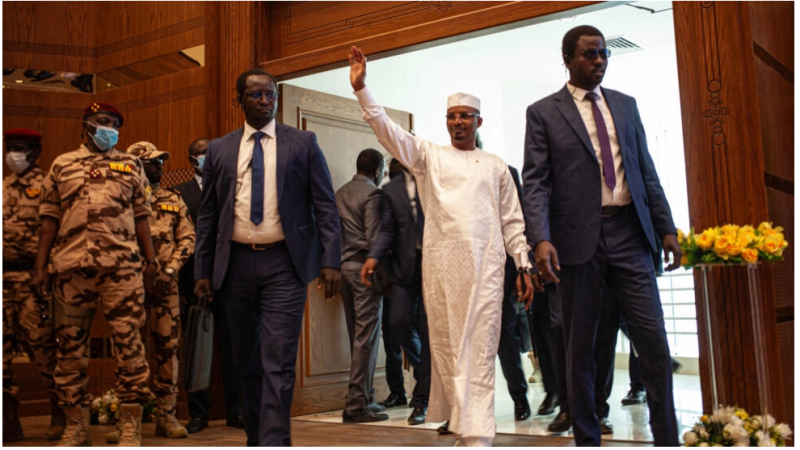 Reçu par Mahamat Idriss Déby, le représentant d’Emmanuel Macron réaffirme l’amitié France-Tchad