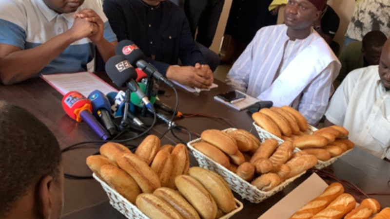 Supposée baisse du prix de la baguette de pain : le président de la Fédération des boulangers dément et précise