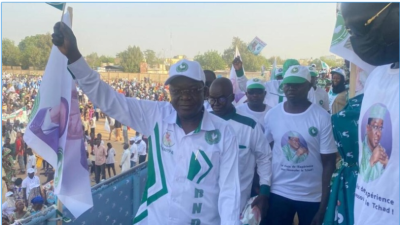 Tchad: le candidat Pahimi Padacké lance sa campagne attaquant Mahamat Idriss Déby et Succès Masra