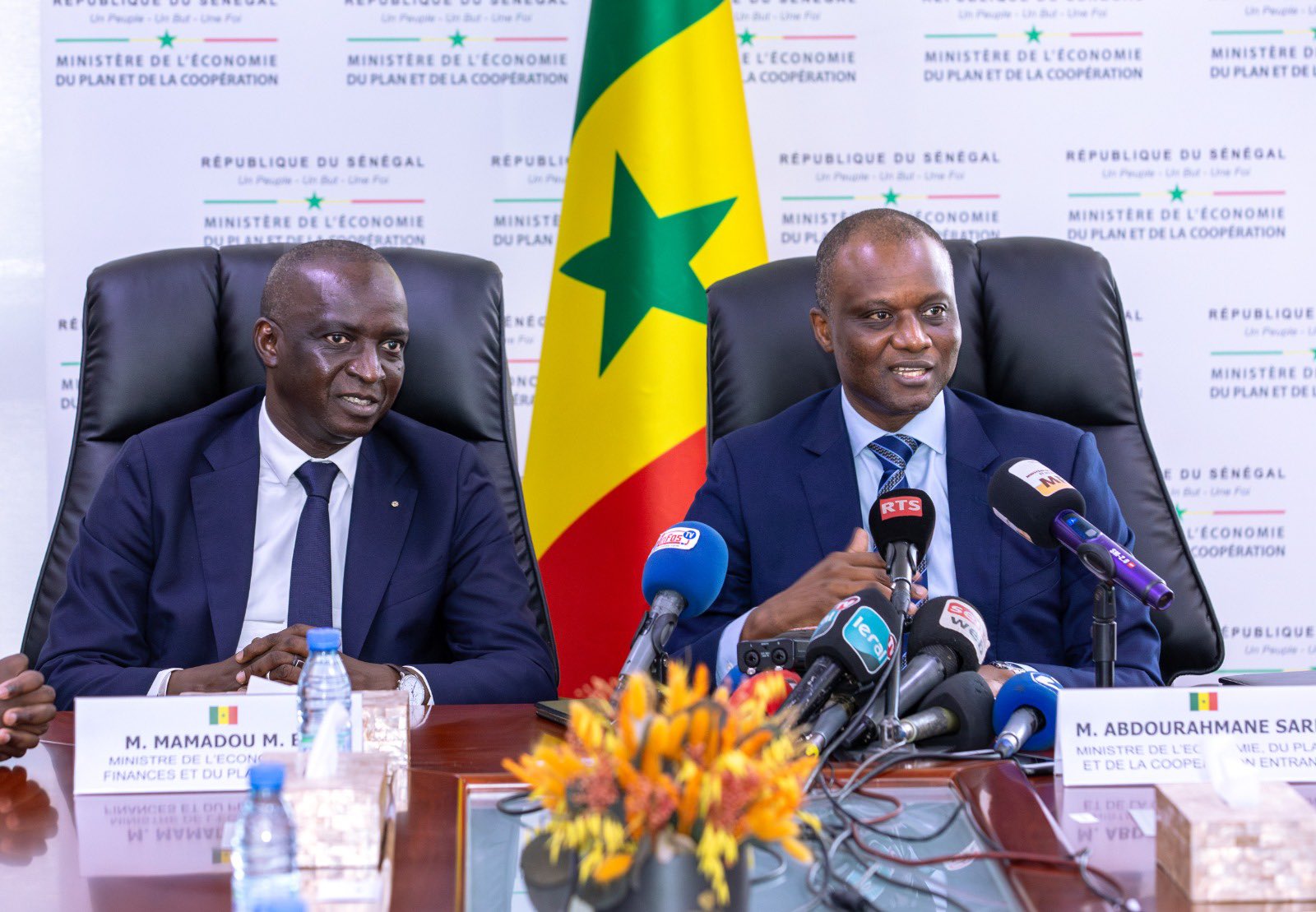 Département Economie et Finances: Le ministre Cheikh Diba s’engage « pour concrétiser la vision d’un Sénégal économiquement souverain… »