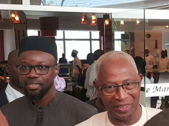 A Dakar pour présenter ses condoléances, le PM de la Guinée a rencontré Ousmane SONKO