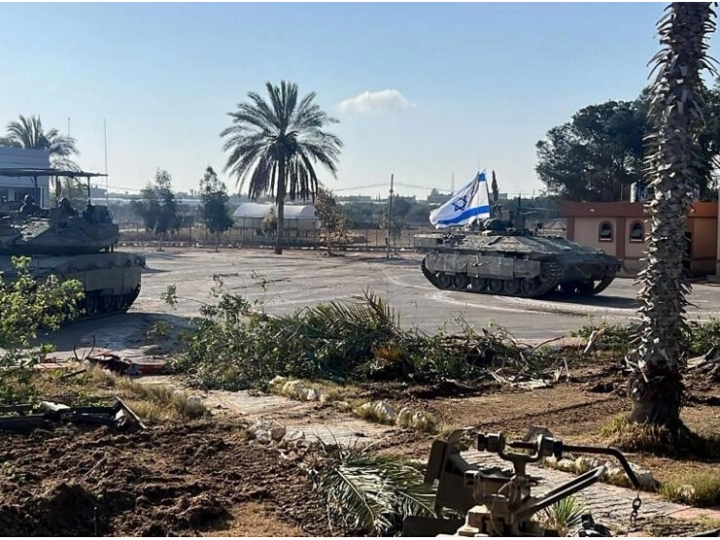 Israël dit avoir pris le contrôle du côté gazaoui du point de passage de Rafah avec l’Égypte