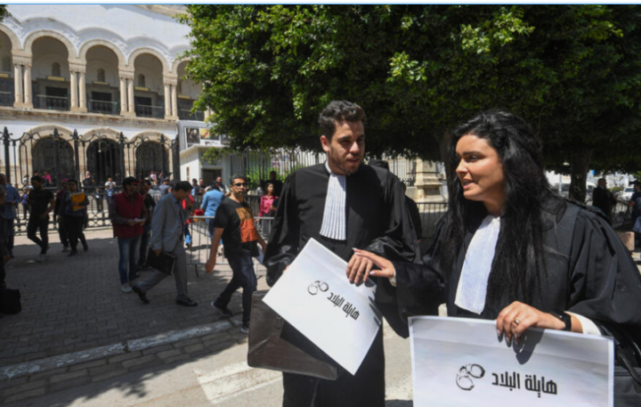 Tunisie: le siège de l’ordre des avocats à nouveau cible d’une attaque violente à Tunis