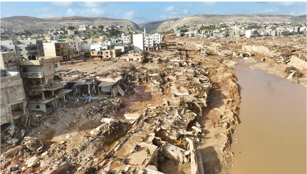 Libye: à Derna, les habitants vivent toujours avec leurs traumatismes des inondations de 2023