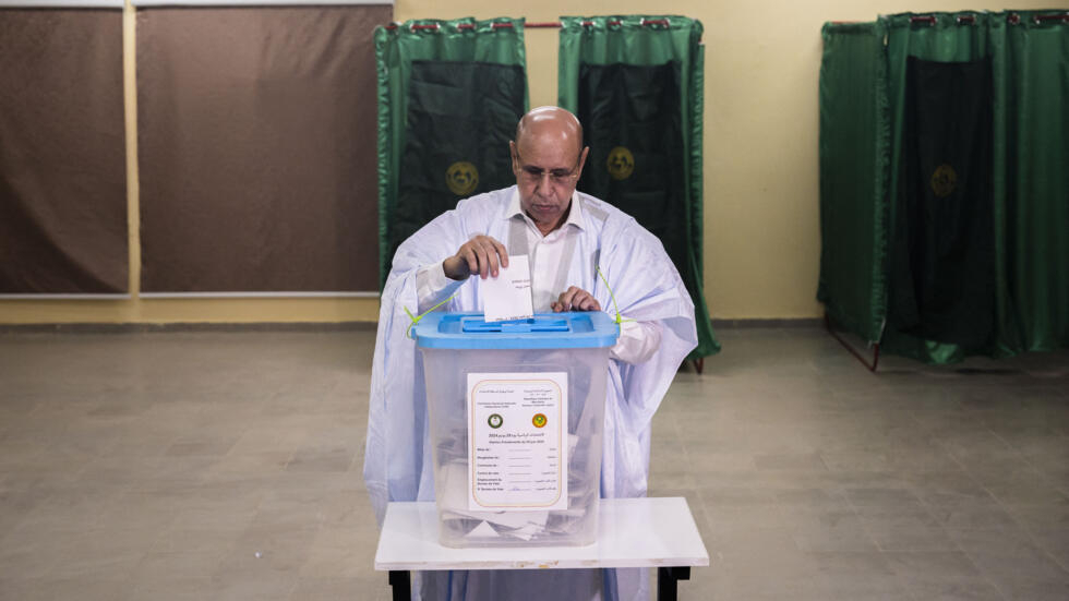 Présidentielle en Mauritanie: Mohamed Ould Ghazouani réélu, selon les résultats provisoires officiels…