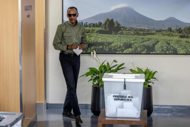 Présidentielle au Rwanda: Paul Kagame obtient 99,15% des voix, selon des résultats partiels…