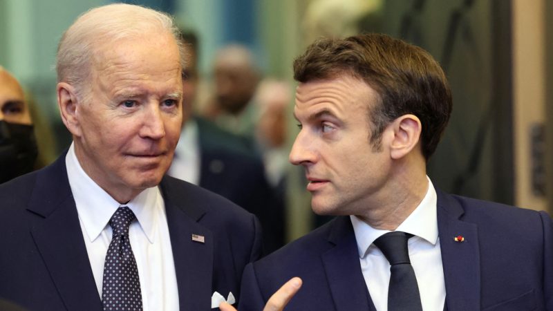 Retrait de Joe Biden: Emmanuel Macron salue son «courage» et son «sens du devoir»